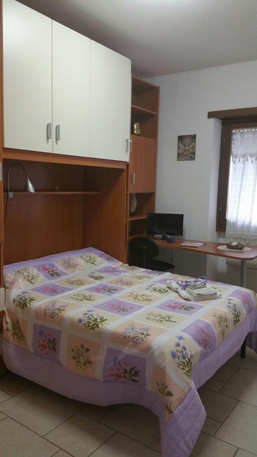 Bella Roma Domus Bed & Breakfast エクステリア 写真